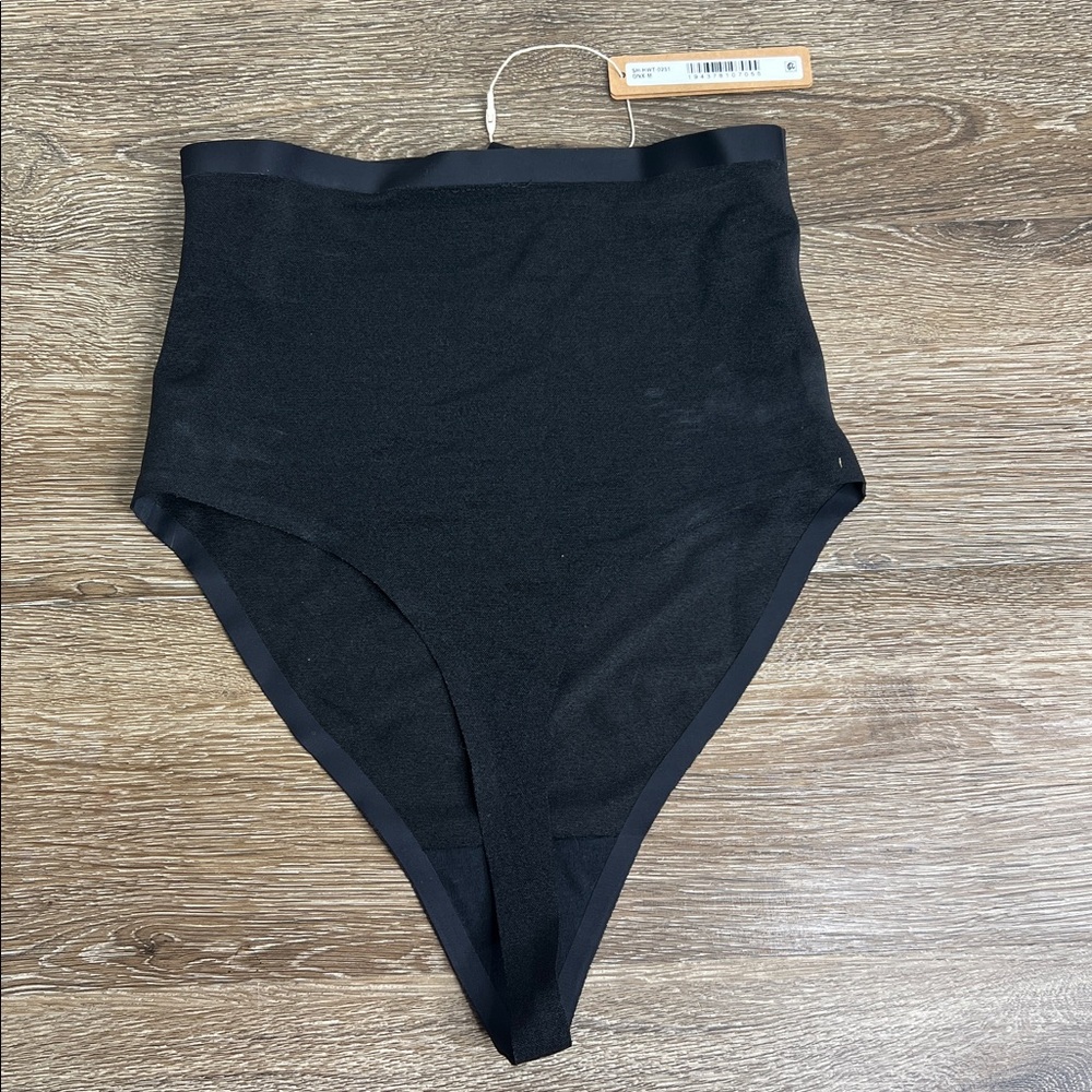 SKIMS Black High-Waist Thong Shapewear – Size Medium (NWT) - Picture 4 of 11